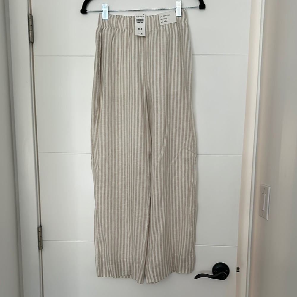 Tan linen blend with Relaxed Wide-Leg Fit